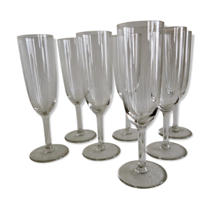 7 flutes à champagne