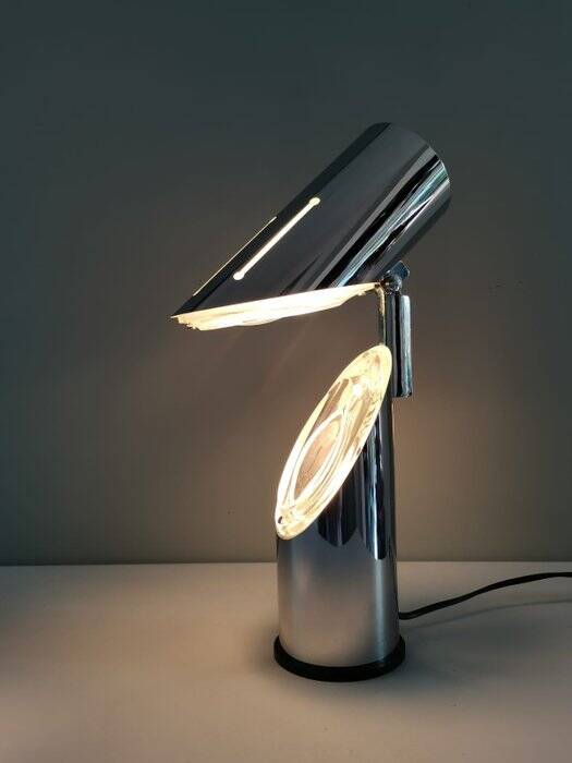 Oskar Torlasco by Stilkronen