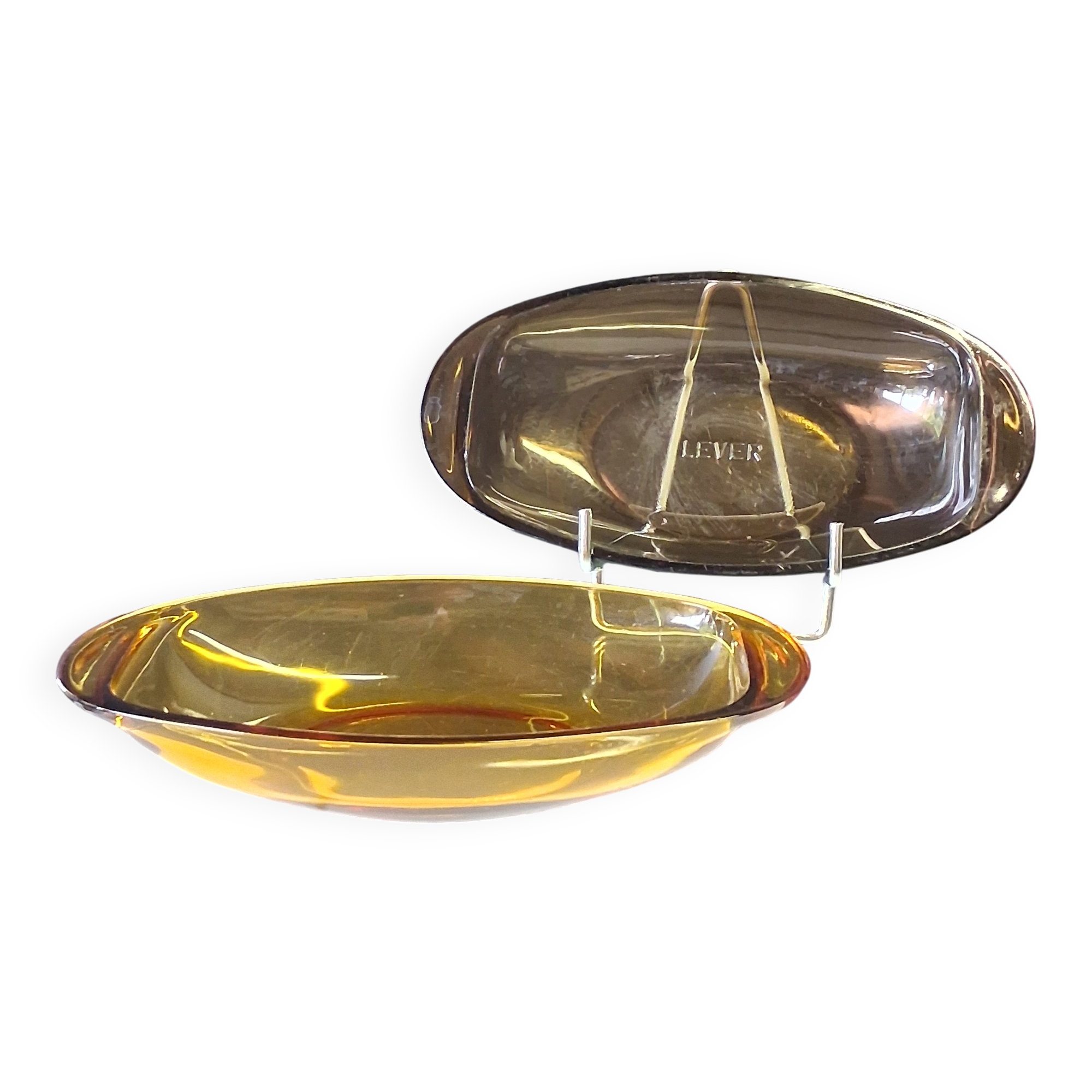 Set of 2 glass ear-handled dishes/ramekins from Lever in very good condition.