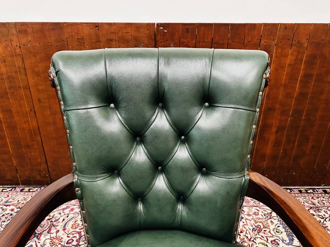 English Chesterfield Office Chair Desk chair green