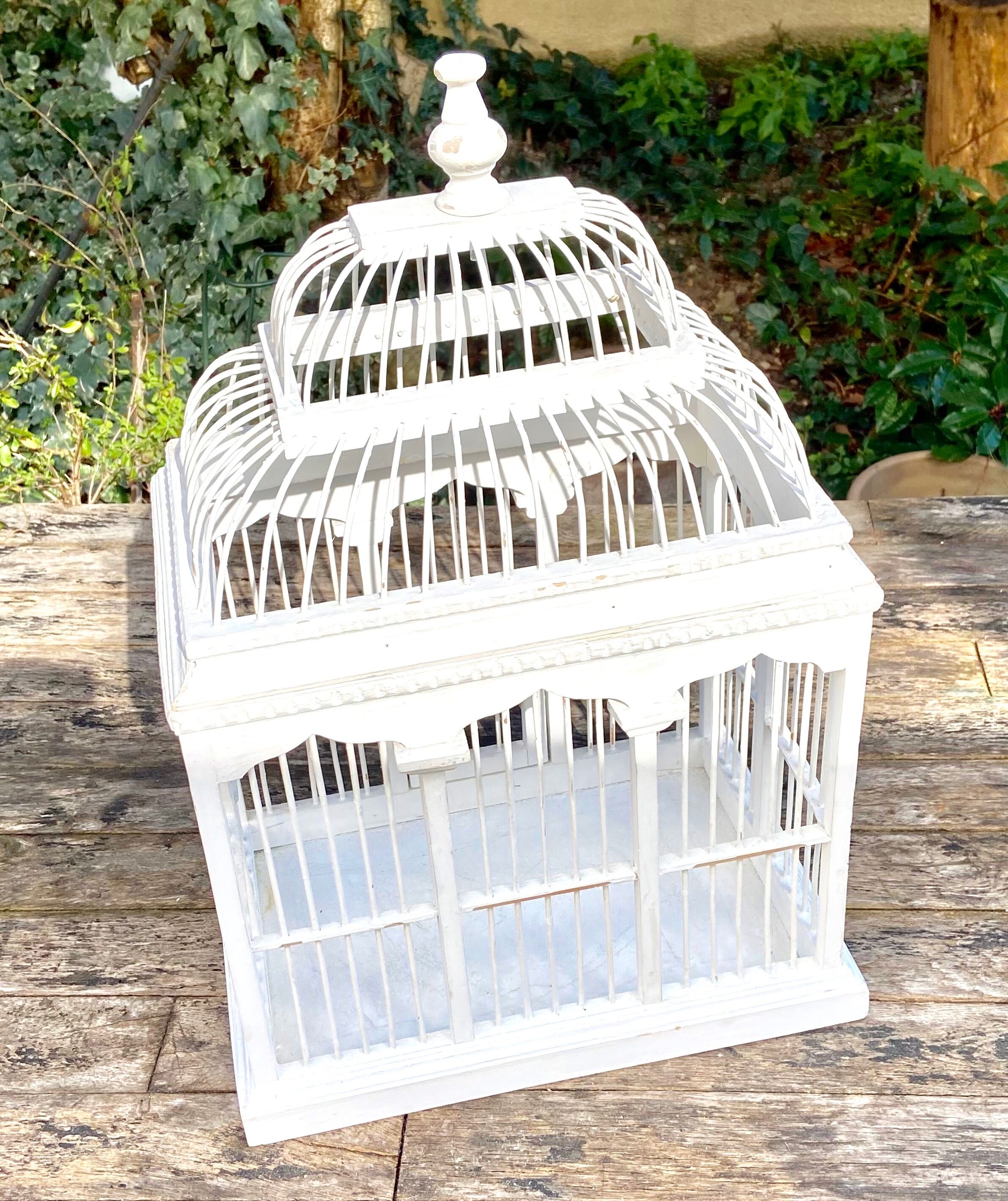 Cage en bois décorative