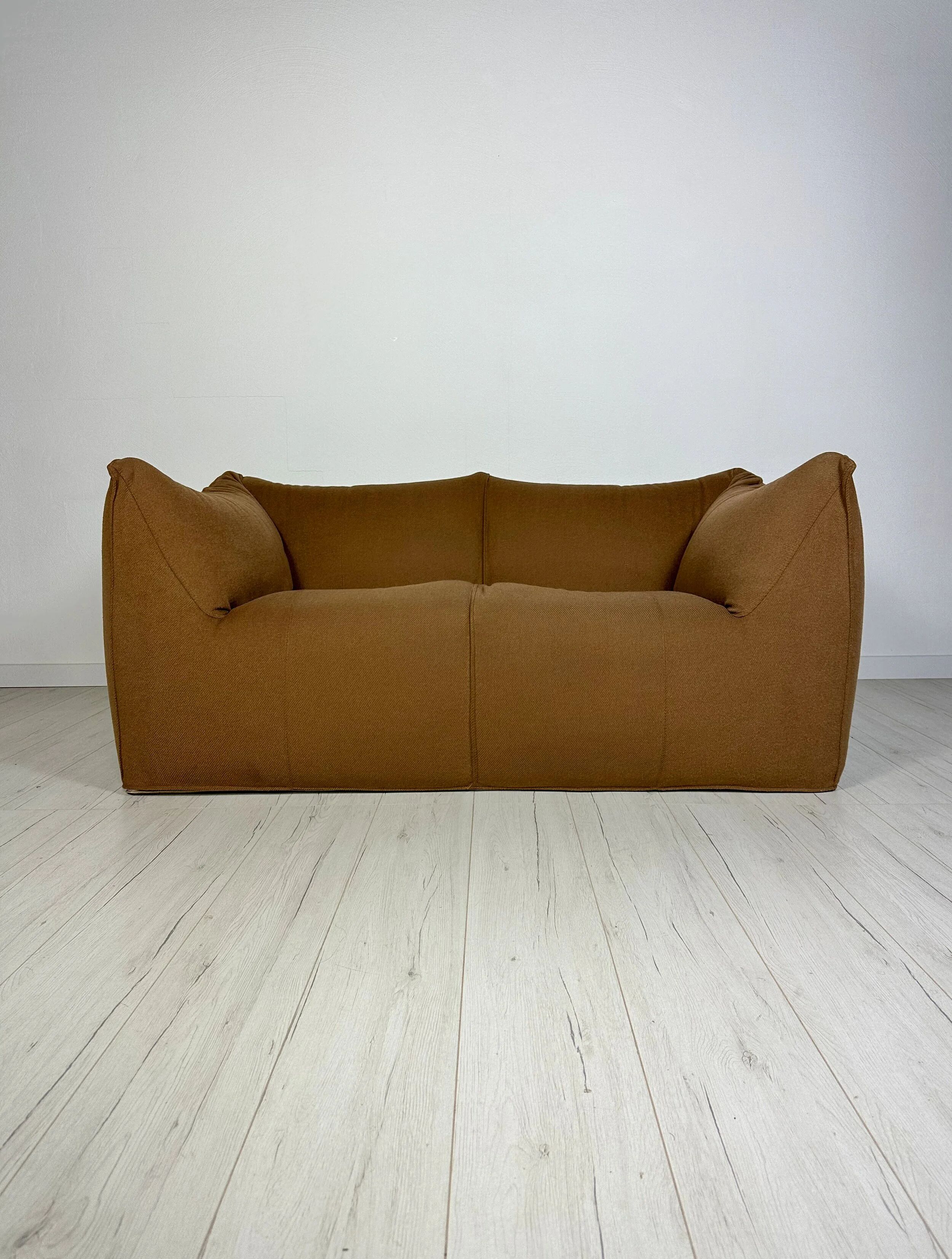 ‘80s original vintage Le Bambole 2-seater sofa by Mario Bellini for B&B Italia