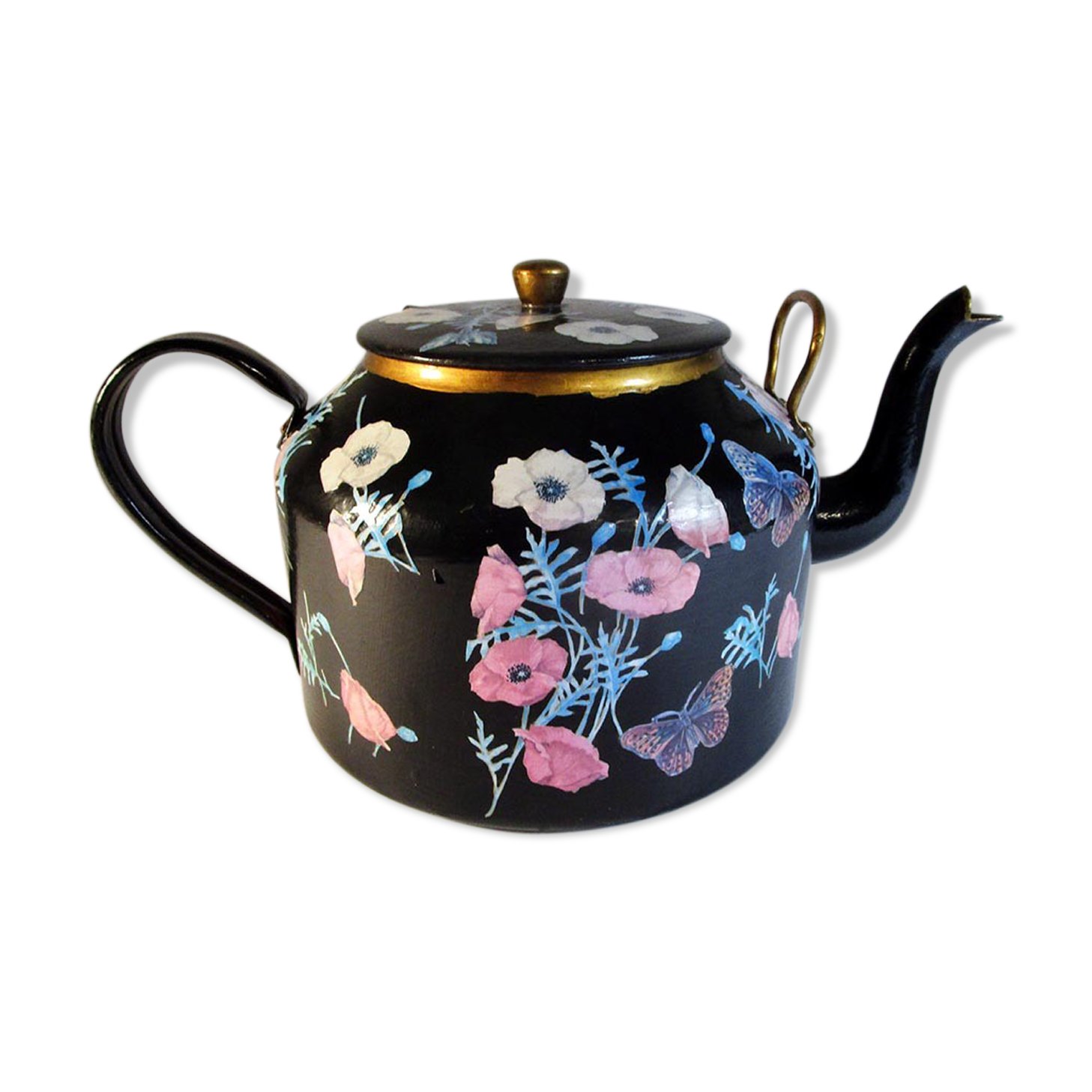 Hand-painted kettle