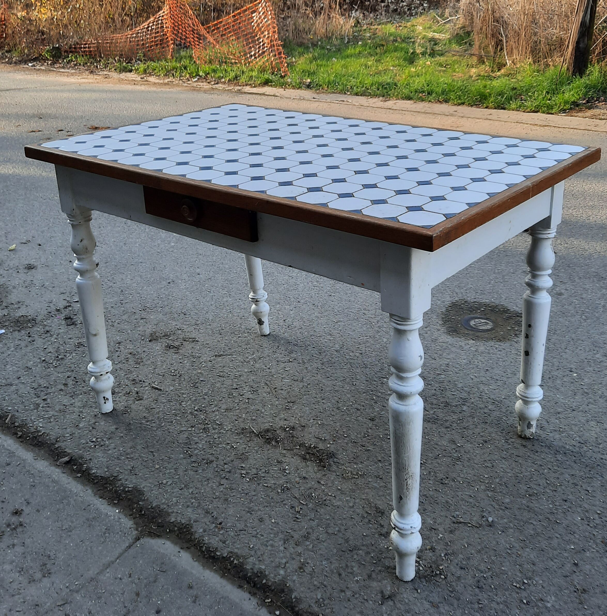 Table cuisine en carrelage