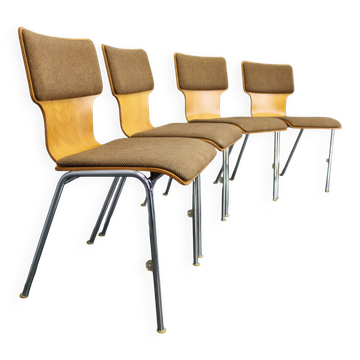 Ensemble de quatre chaises en contreplaqué avec revêtement en tissu des années 1970, Allemagne