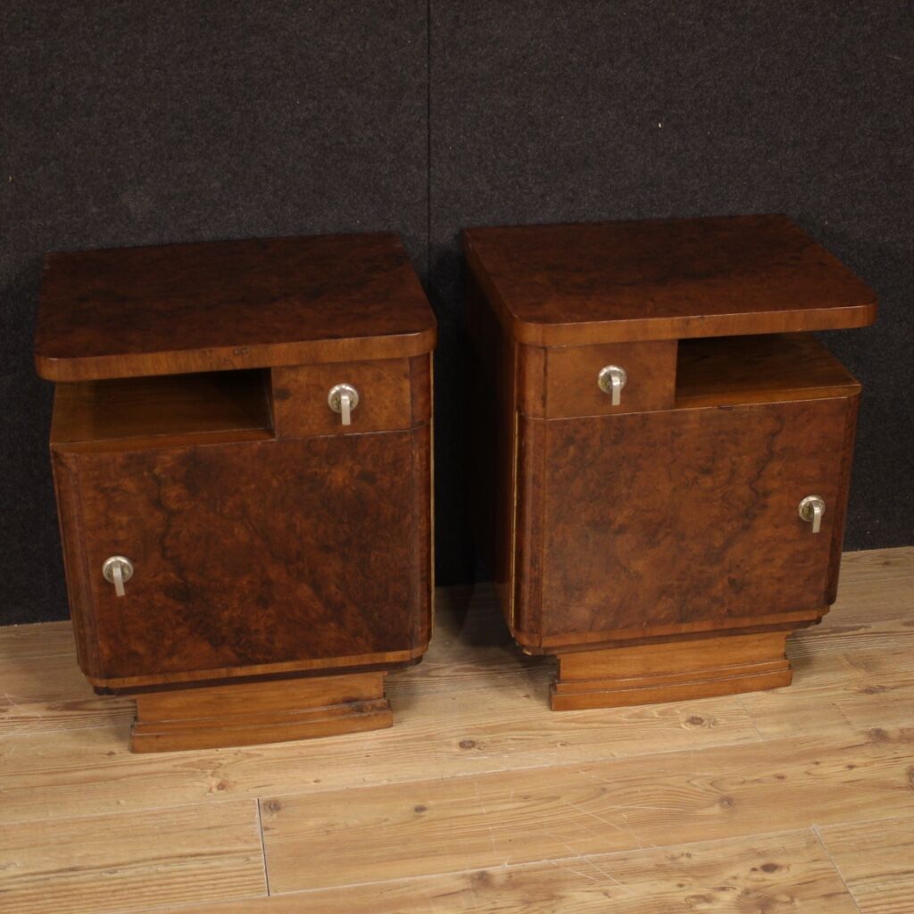 Pair of Italian nightstands in walnut and burl