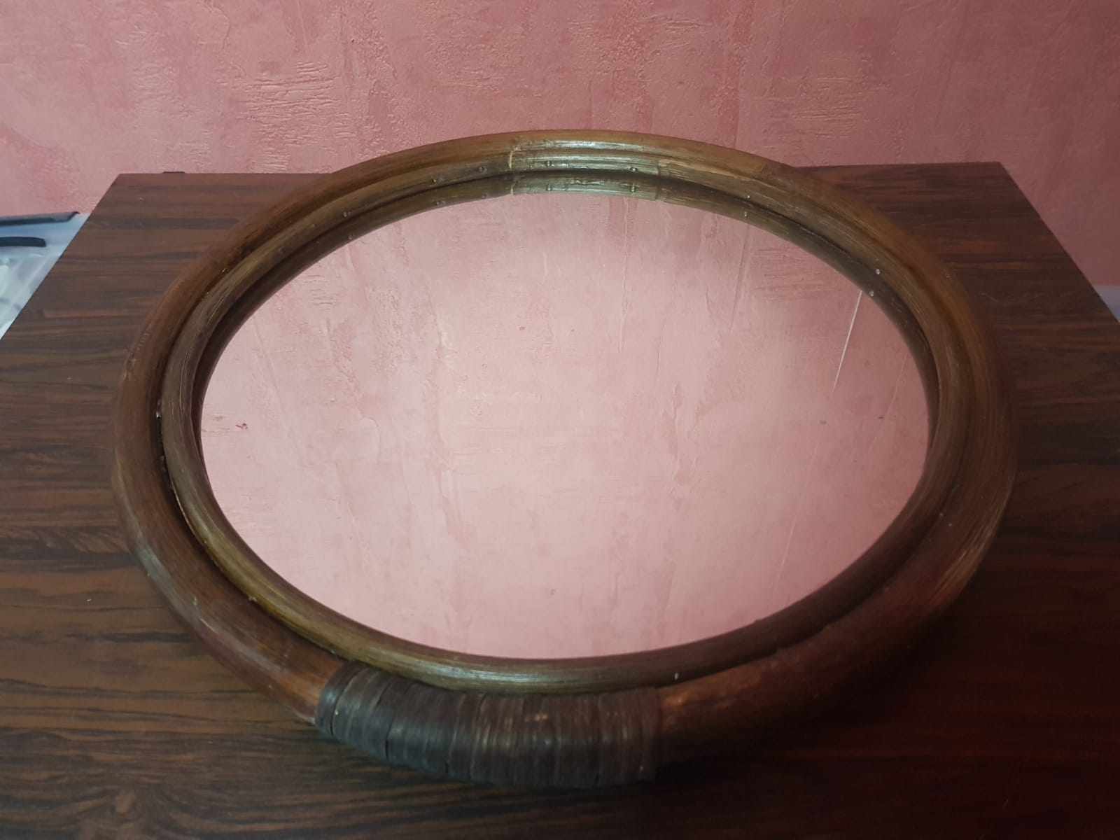 Old Round Mirror In Vintage 70s Rotin 41cm