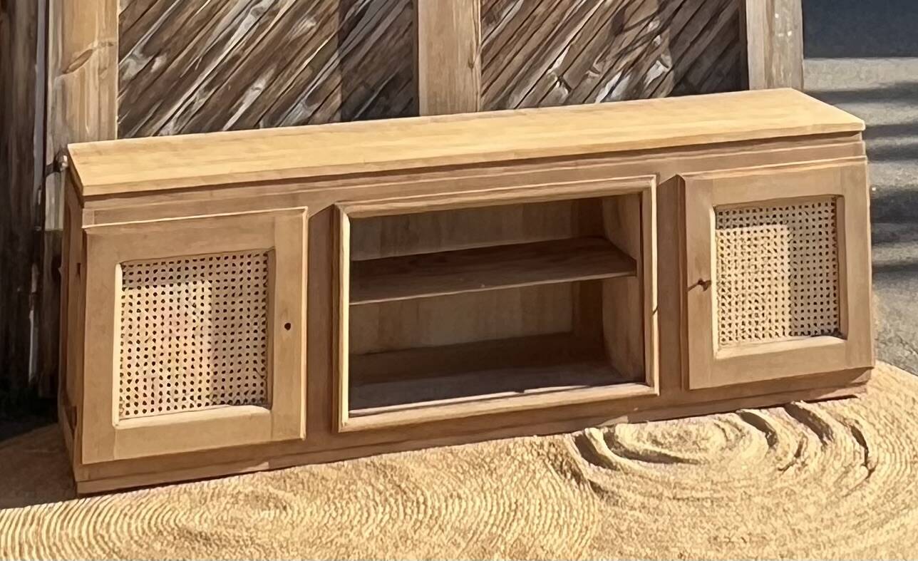 Meuble télé tv ancien en bois brut et cannage