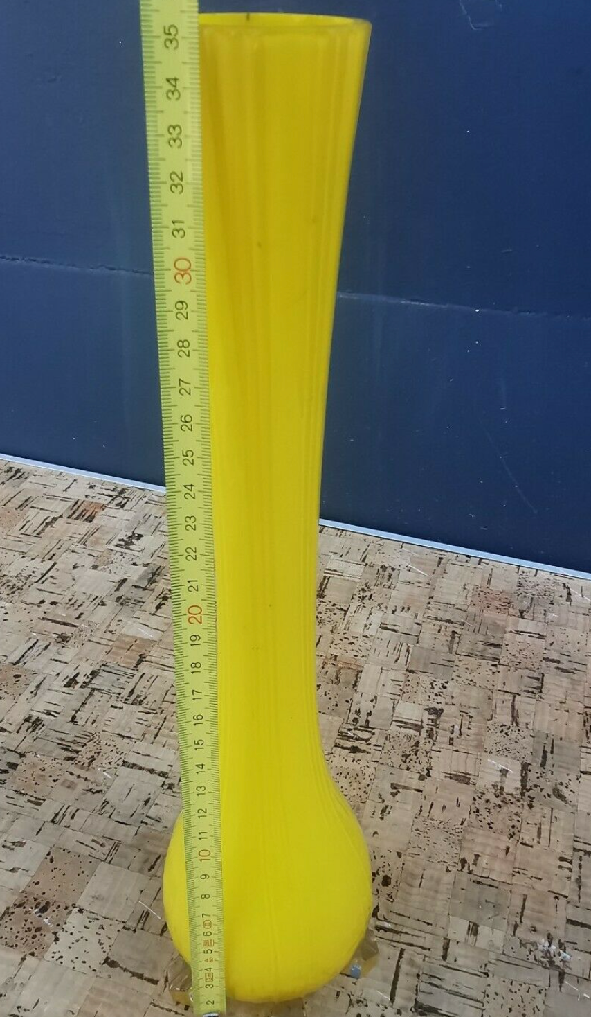 Vase soliflore 1930 yellow