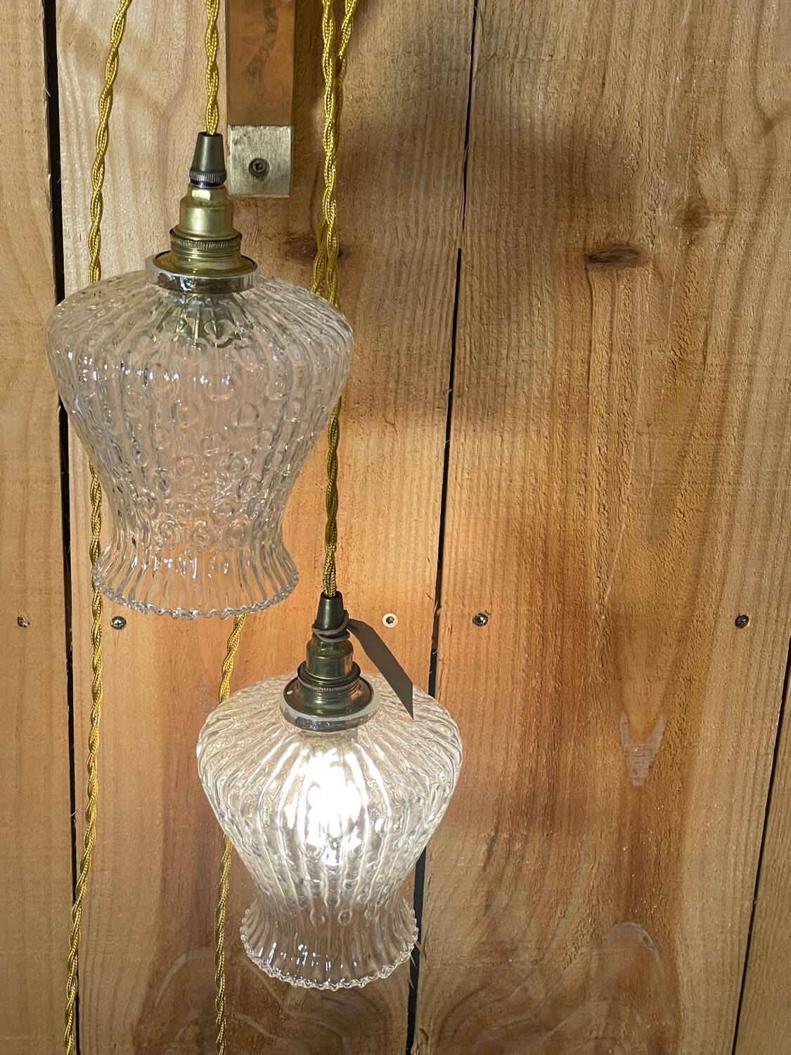 2 vintage globe portable lamps