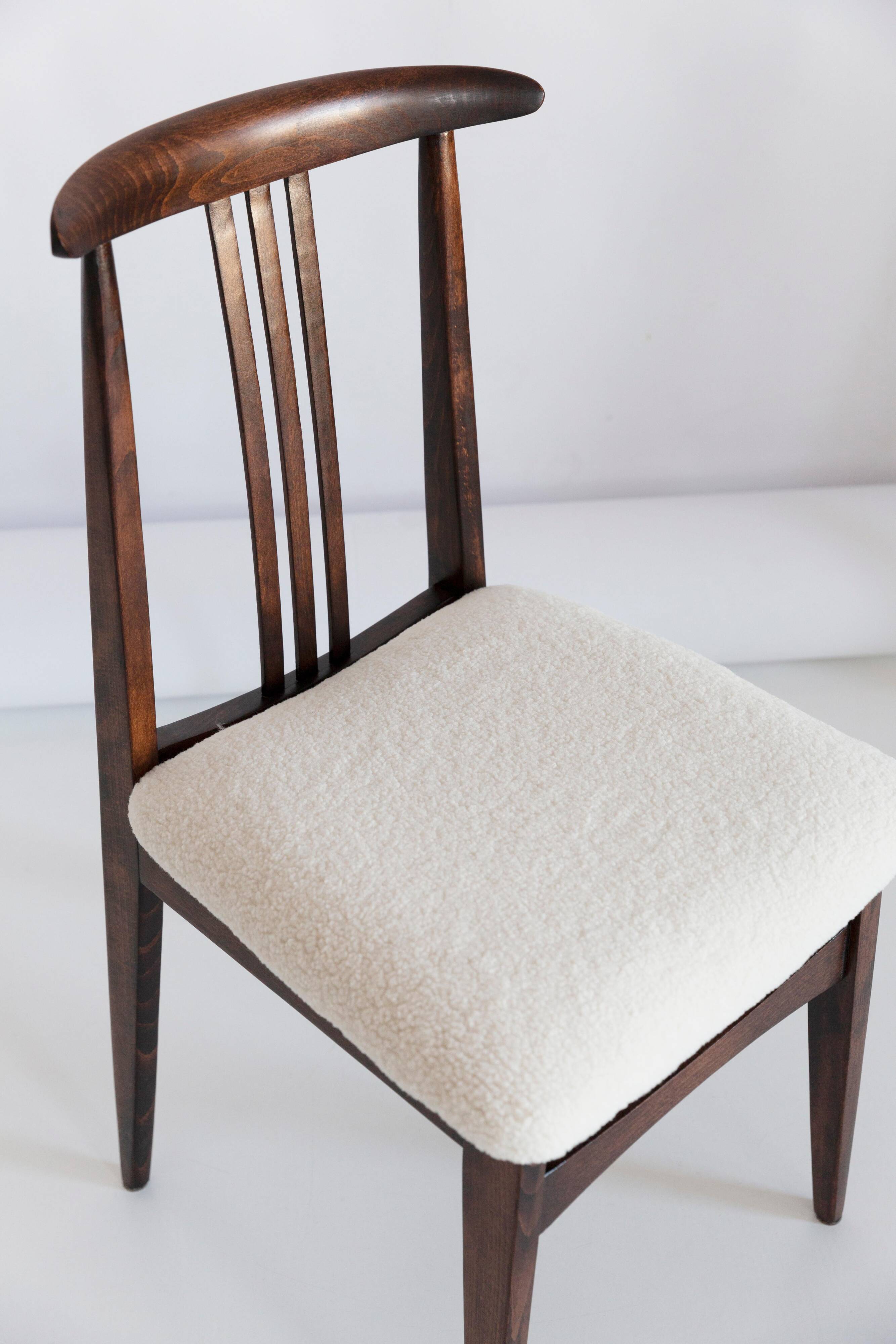Beech chair with light boucle fabric, design by M. Zielinski, Europe, 1960s