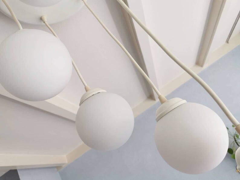 Suspension of vintage bulbs, 80s