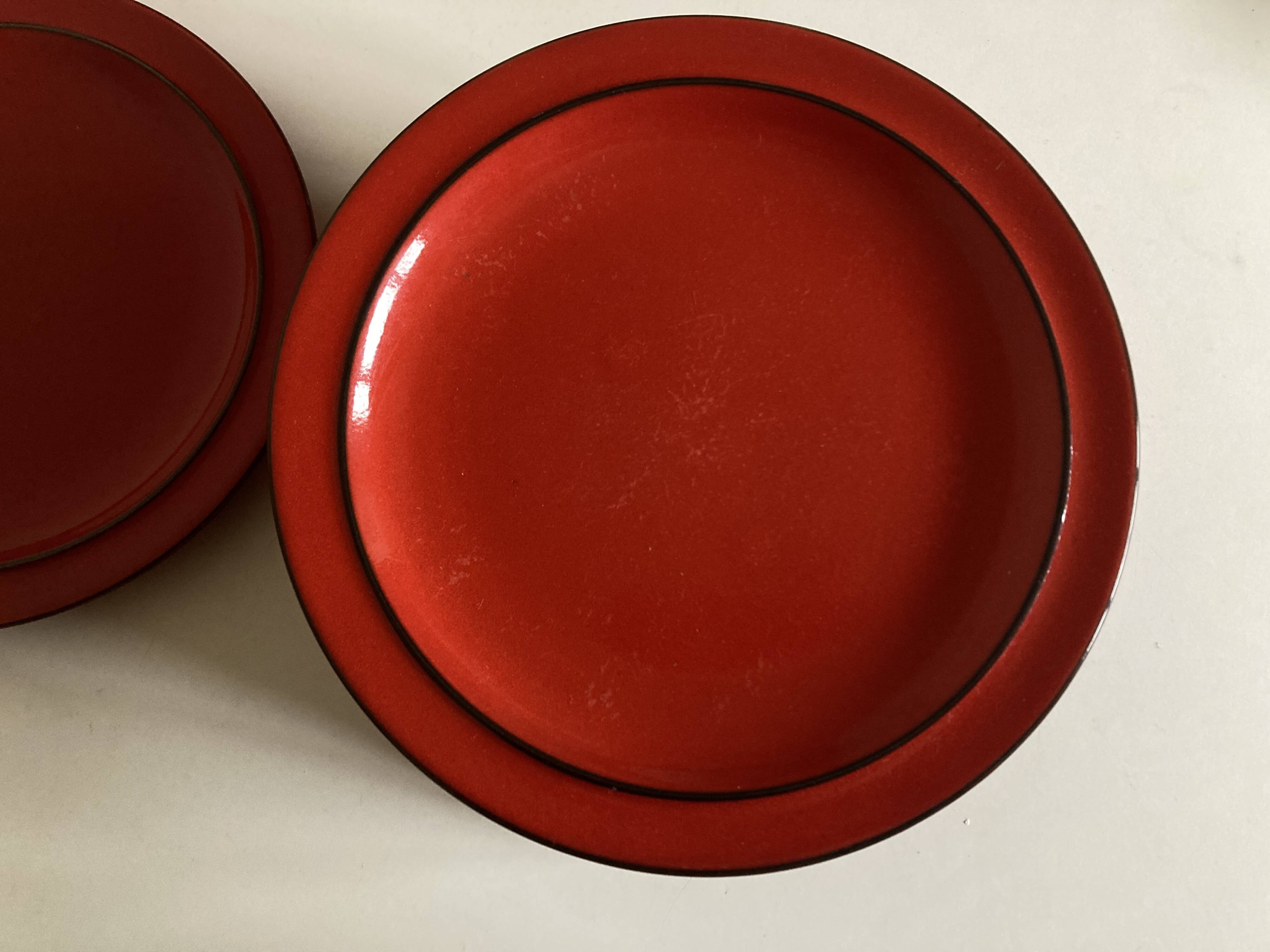 Set of 10 plates Hertha Bengtson Rosenthal 1970 in red stoneware.