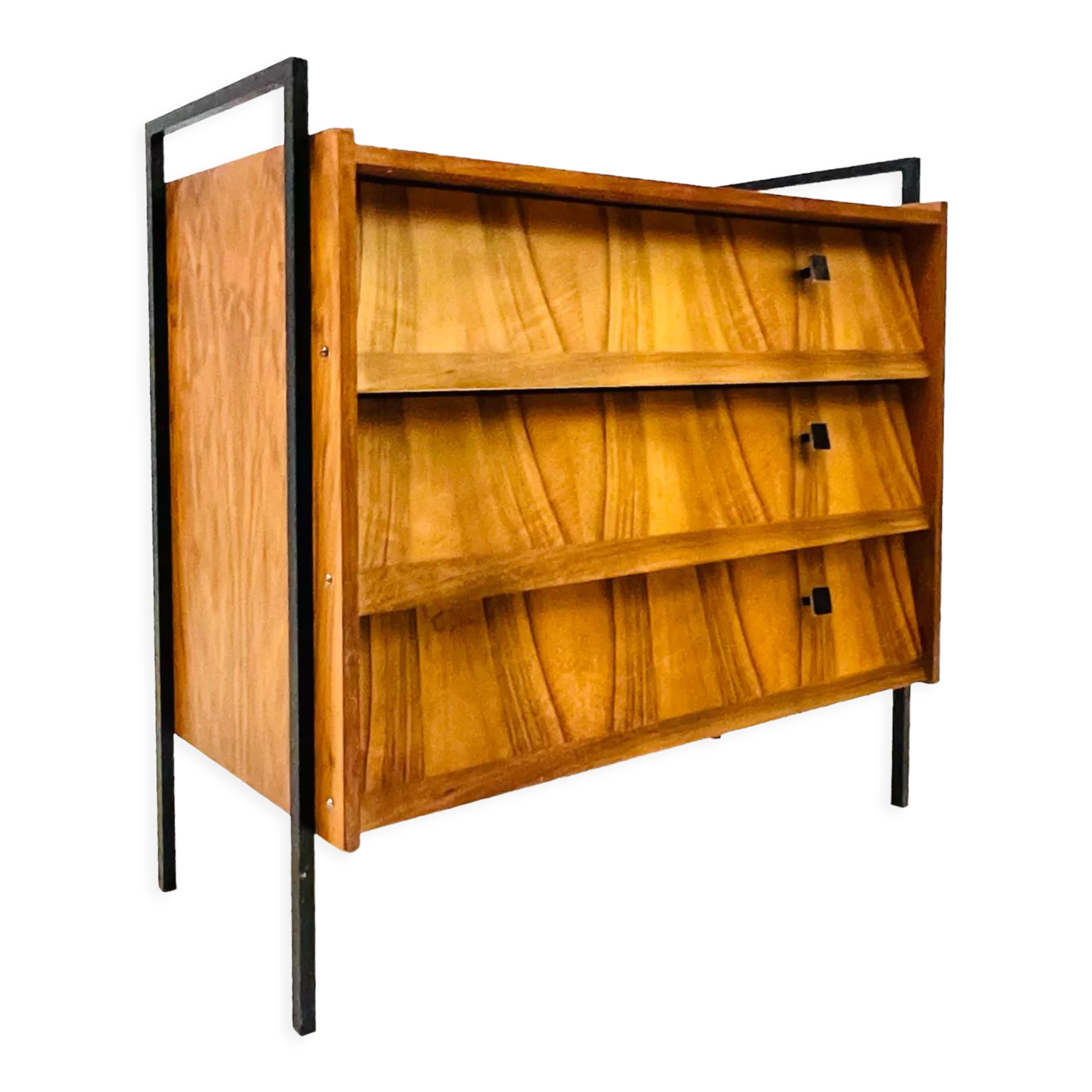 Shoes cabinet with metal frame