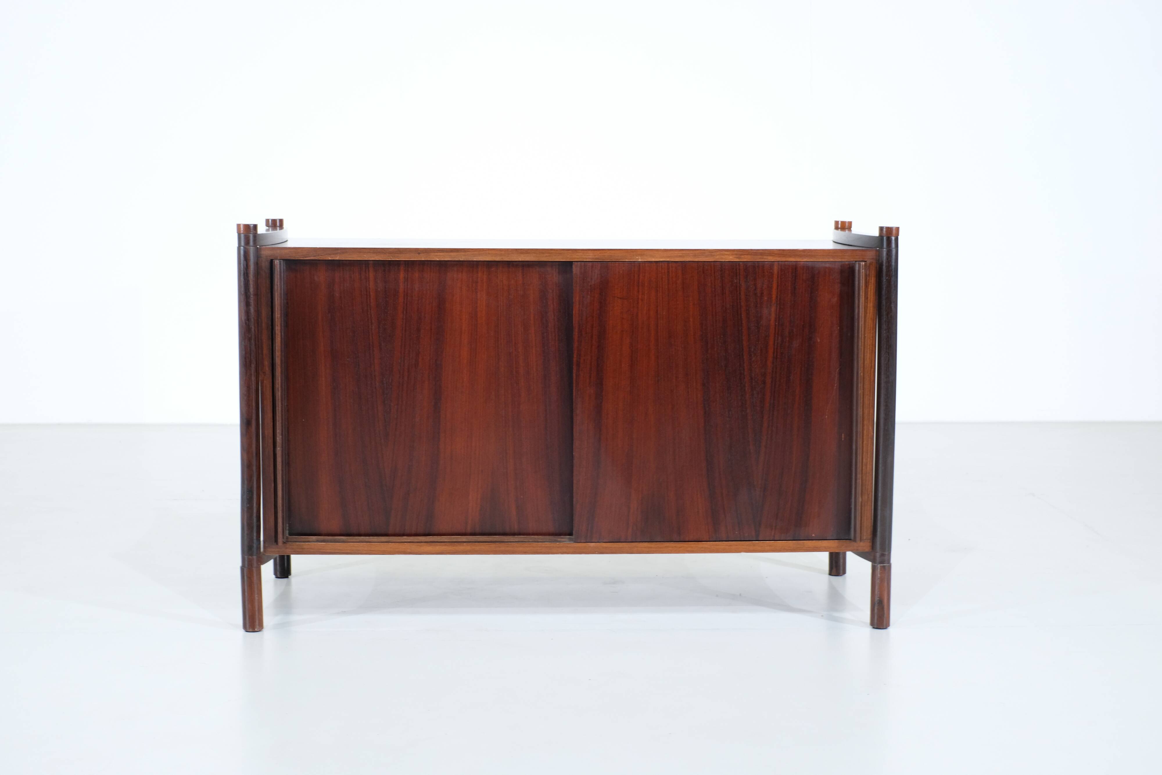 Small Archimede sideboard by Hizori Fukuoh for Gavina – 1961s