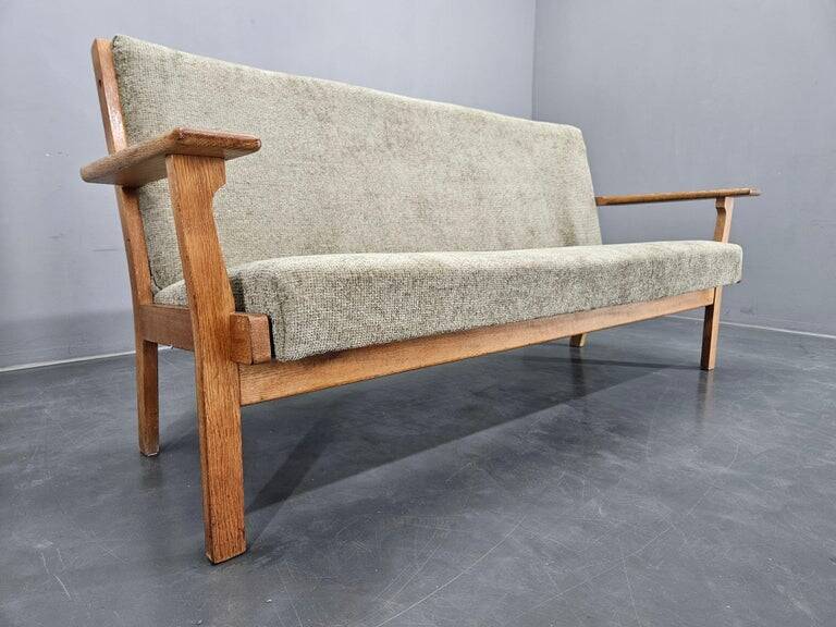 Canapé 3 places par Hans J. Wegner pour Getama, Danemark, années 1960
