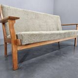 Canapé 3 places par Hans J. Wegner pour Getama, Danemark, années 1960