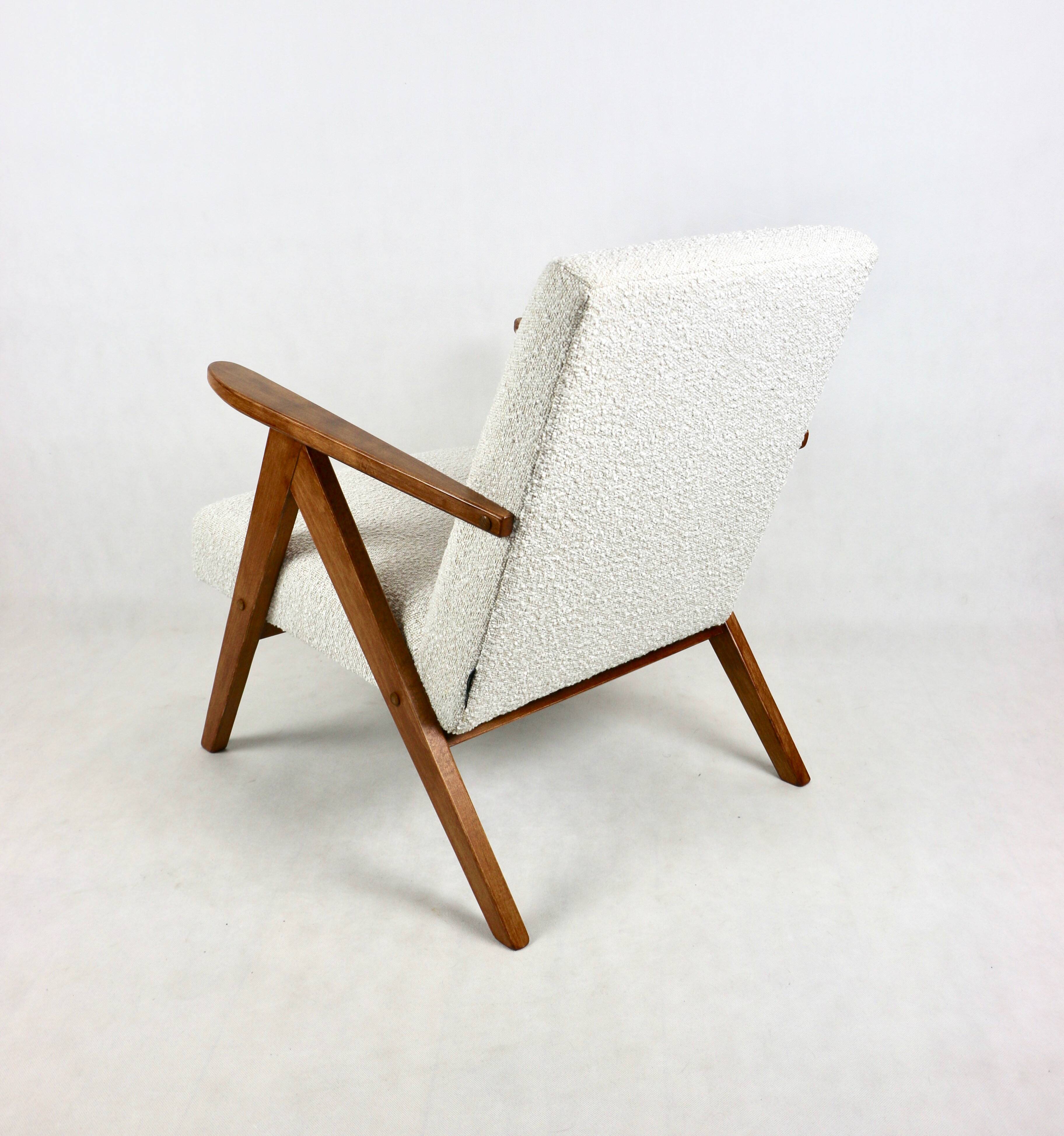 Vintage Ivory White Boucle Model B-310 Armchair, 1970s