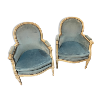 Pair of shepherdesses