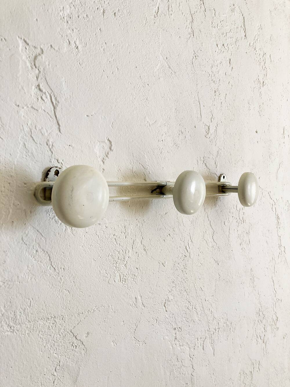 White metal wall coat rack, 1960s