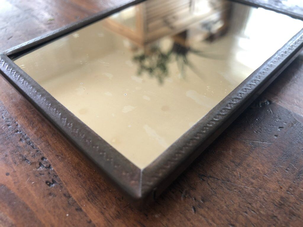 Travel mirror