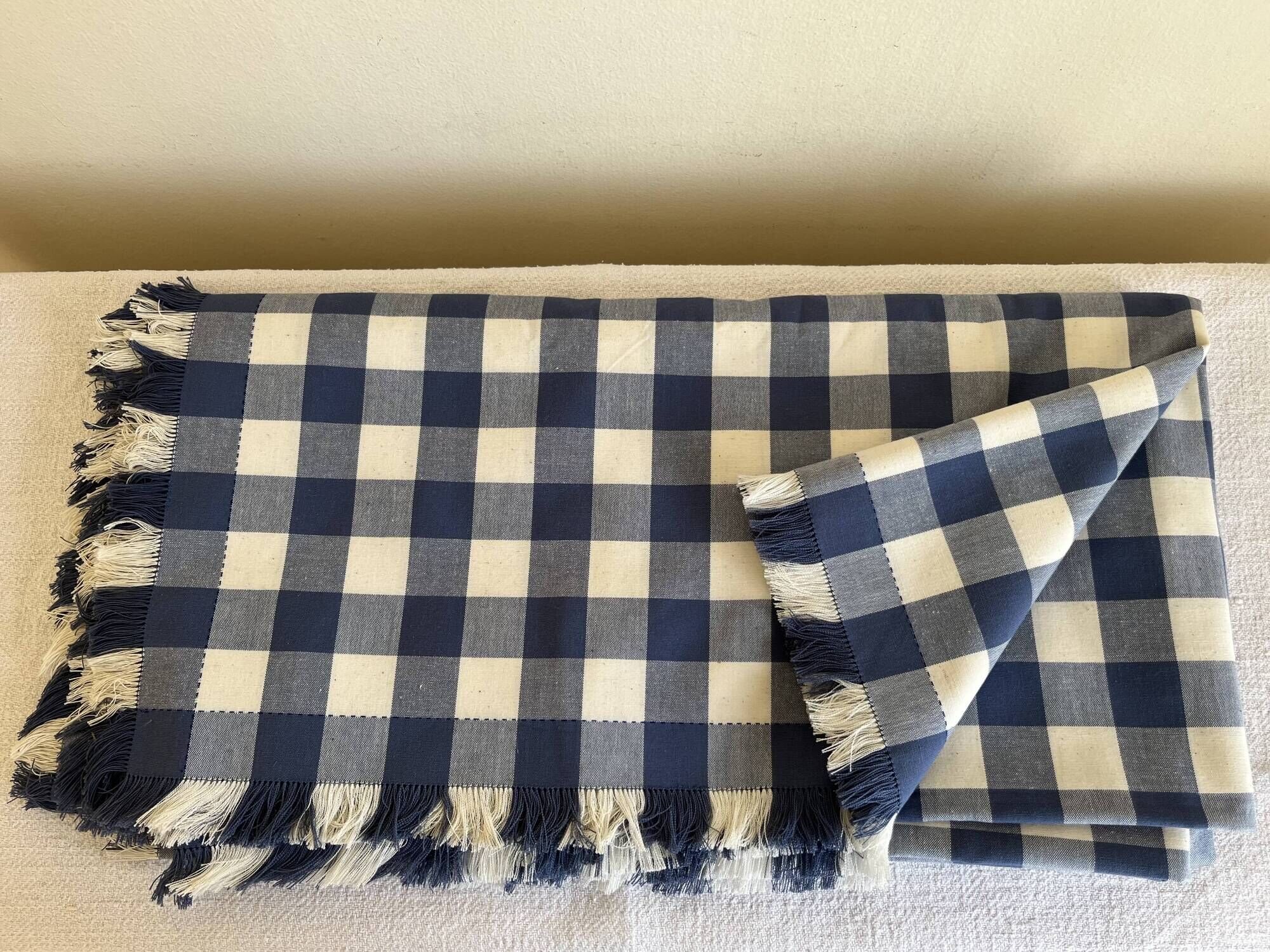 New fringed XL Vichy canvas tablecloth with 14 napkins, width 210cm.