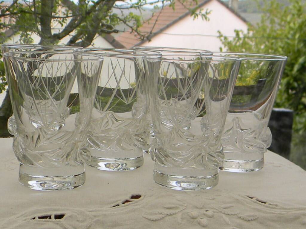Set of 6 crystal wine glasses from daum, sorcy model.