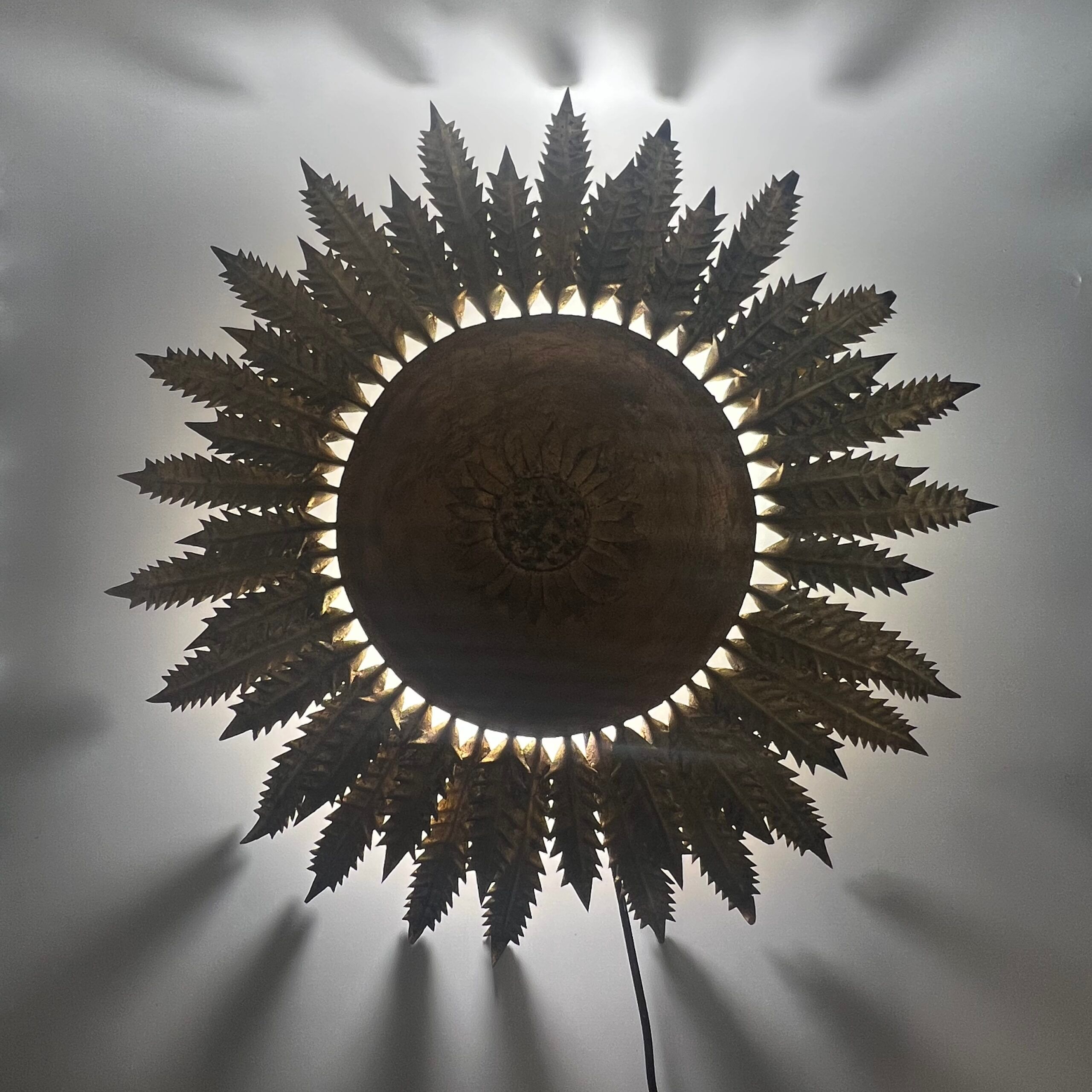 Large wall sconce "Sol" in gilded wrought iron – Spain, 1950s