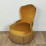 Velvet toad easy chair