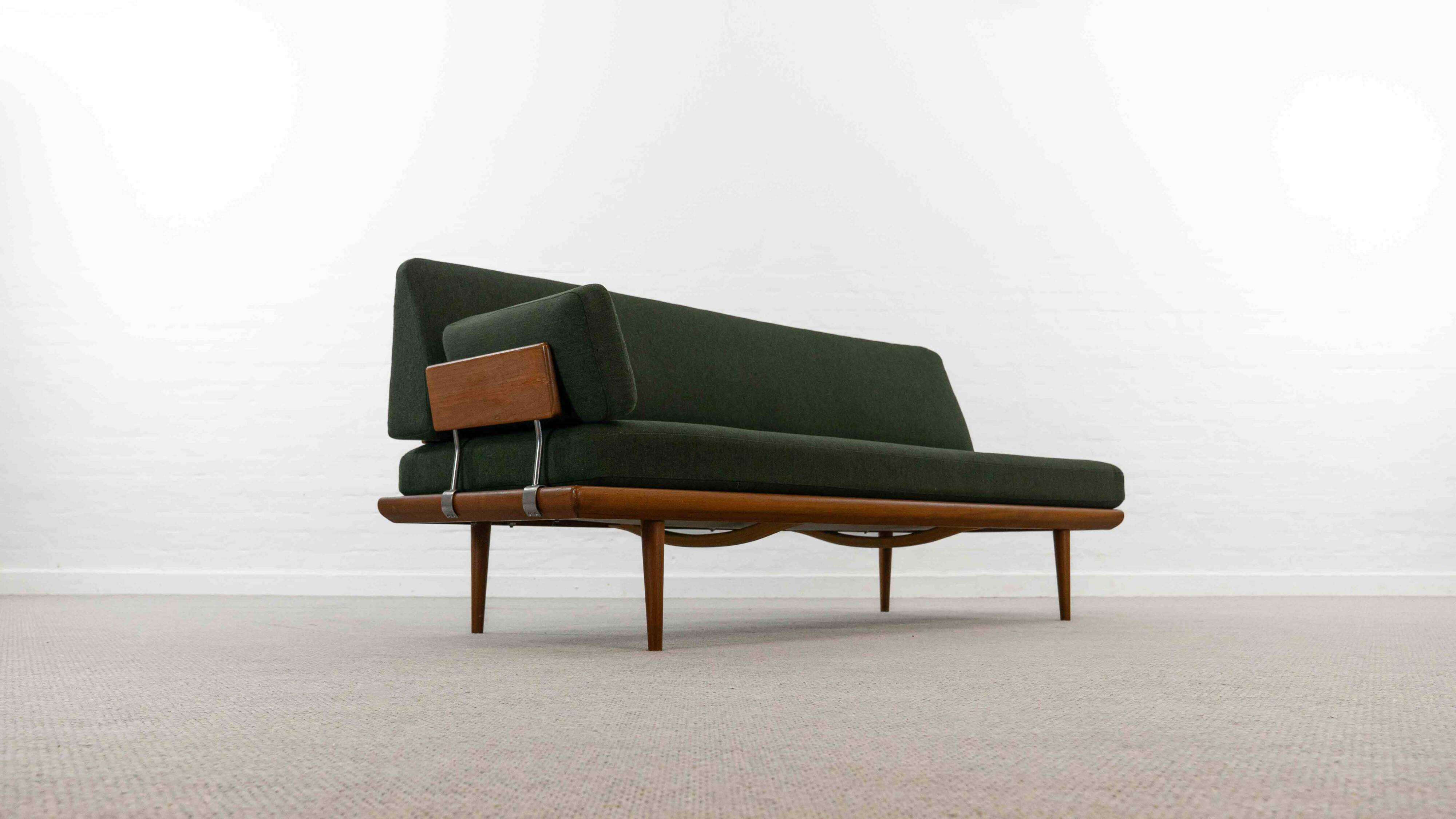Minerva sofa / daybed by peter hvidt & orla molgaard-nielsen