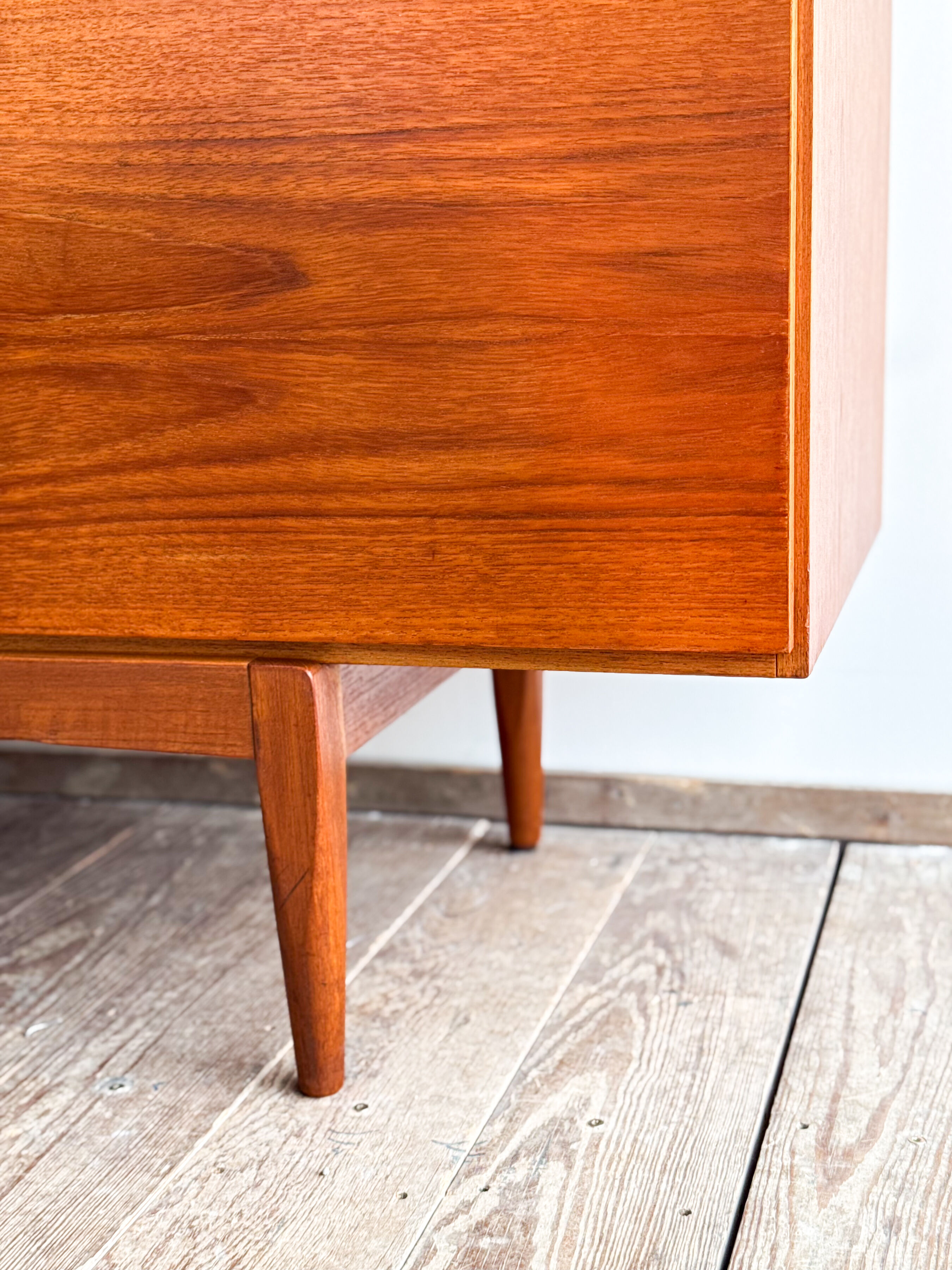 Enfilade Mid-Century en teck, modèle FA66 par Ib Kofod-Larsen pour Faarup