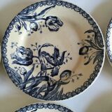 Set of 6 flat Tulips earthenware plates of Gien of the nineteenth century
