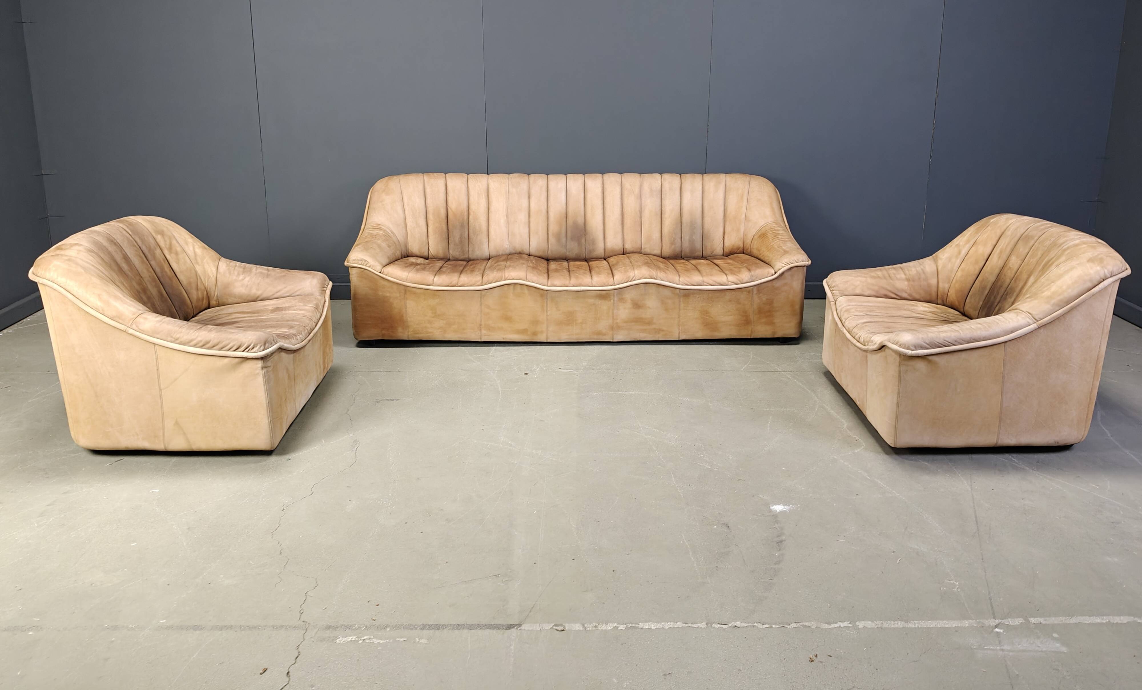 Ensemble de canapés en cuir du milieu du siècle, années 1960