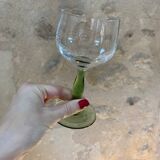 Verres à pied vintage pied vert