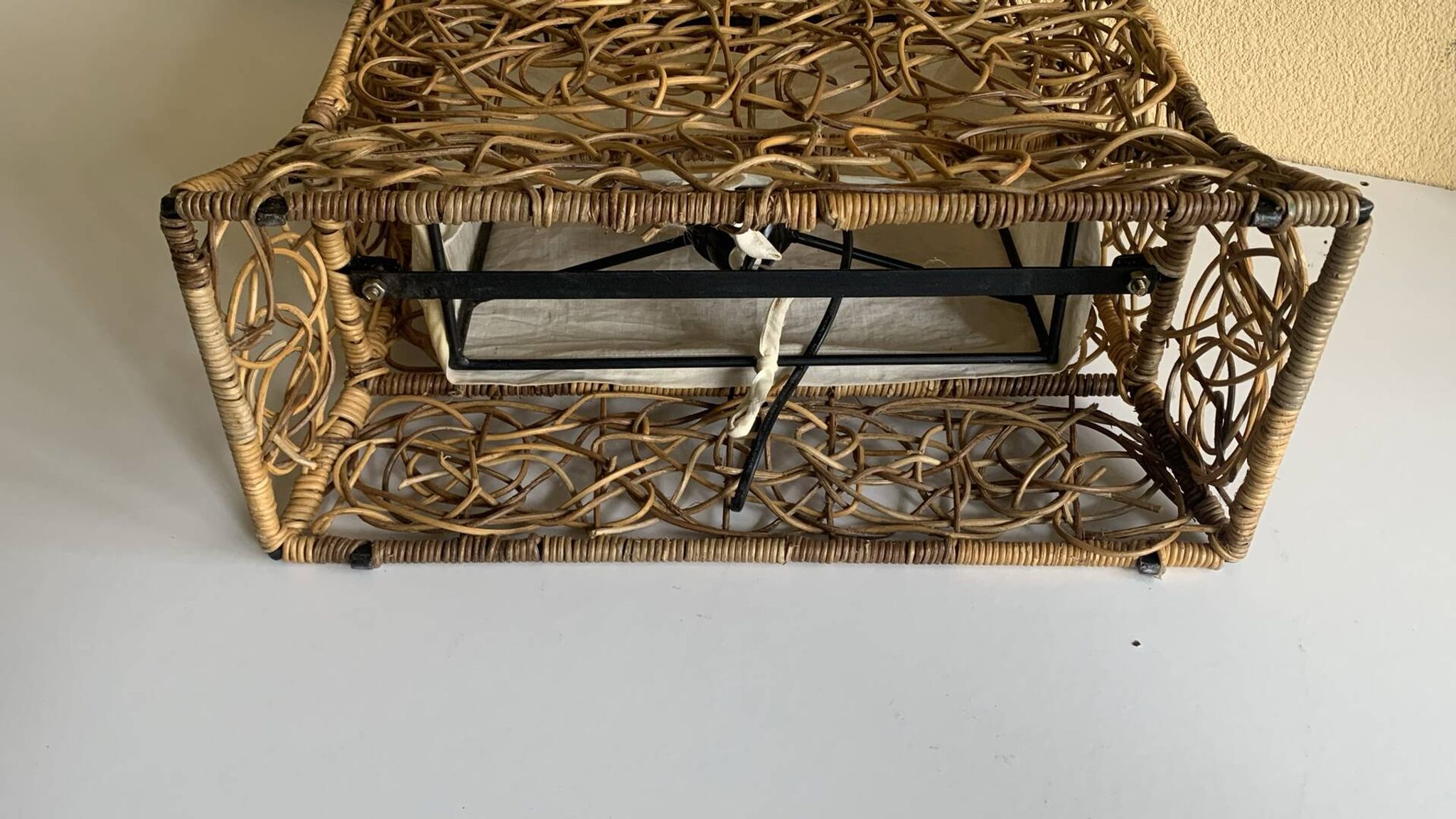 Lampe de sol/table en osier vintage