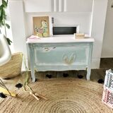 Toy box
