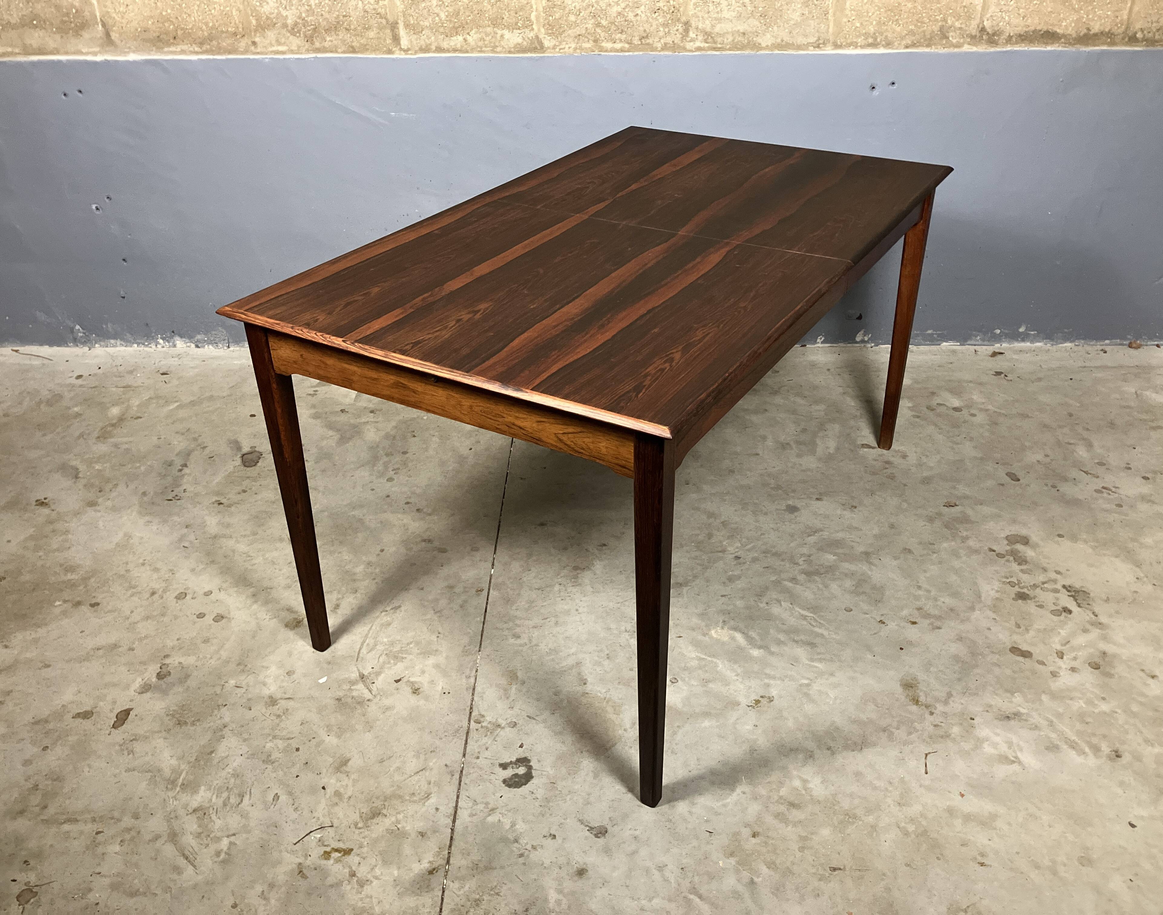 Mid-century rosewood extendable dining table