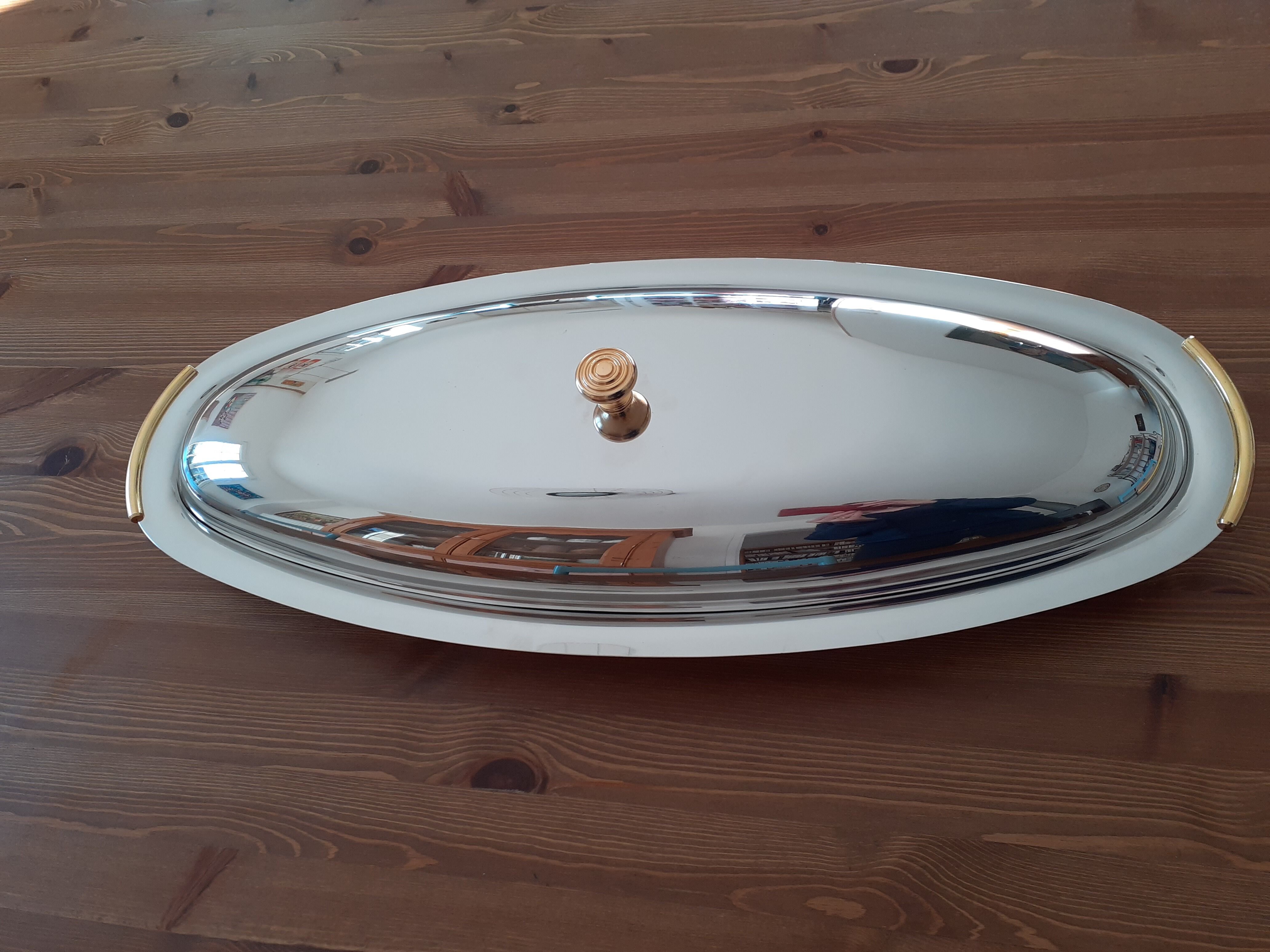 Fish dish with stainless steel lid Andrea Gnutti