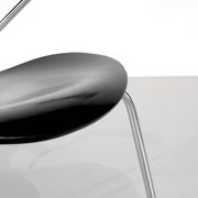 Chaise modèle " 3207 " par Arne Jacobsen pour Fritz Hansen, Danemark.