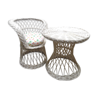 Rattan chair and table