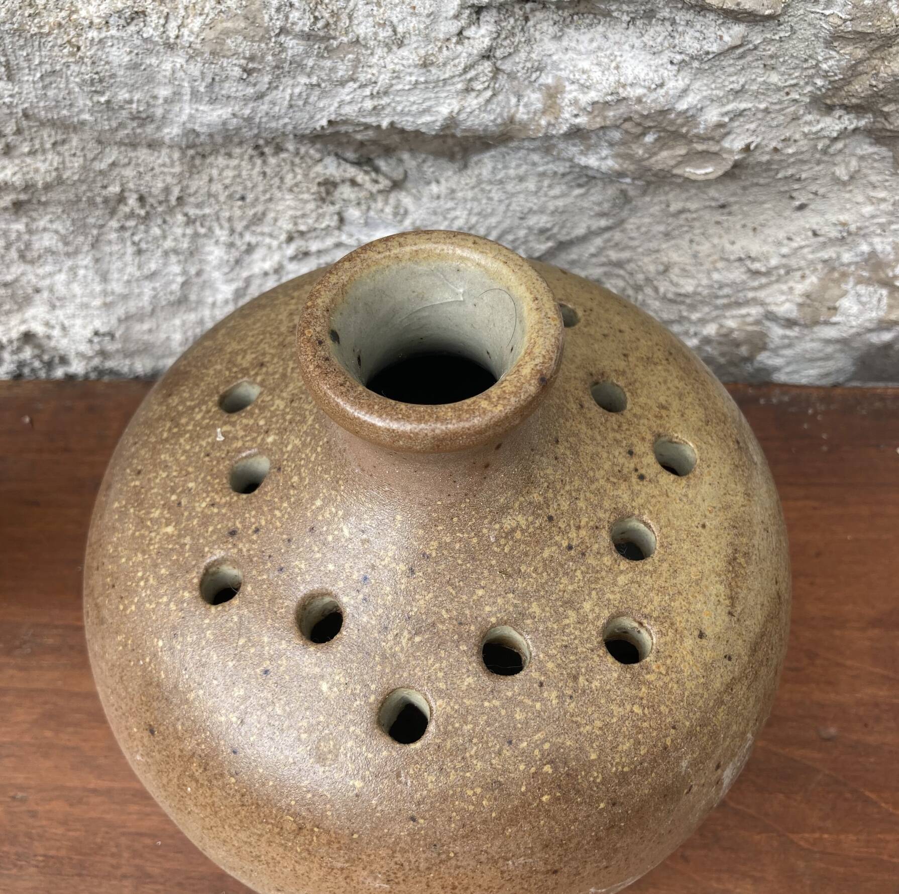 Vintage stoneware flower pick