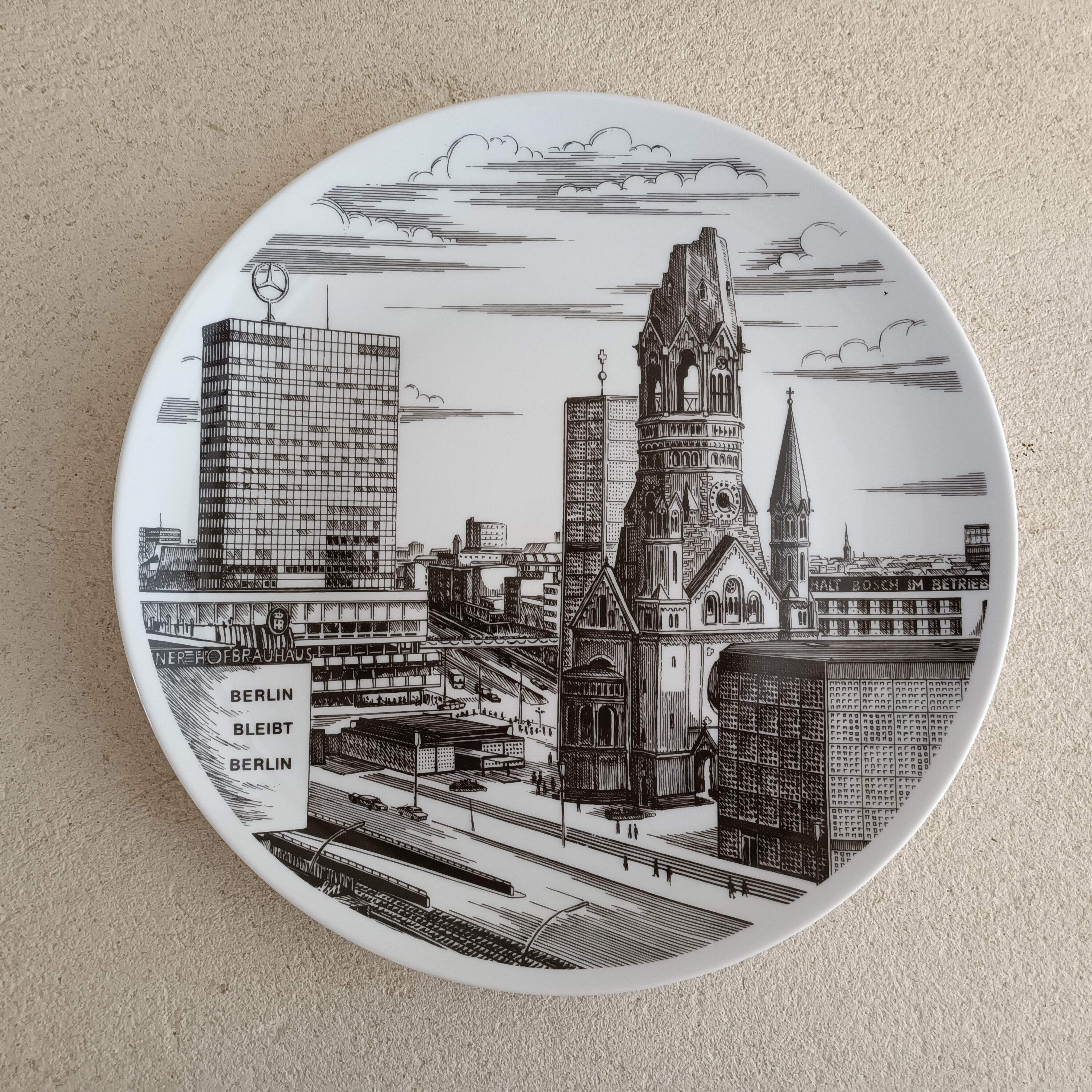 Porcelain plate décor Berlin