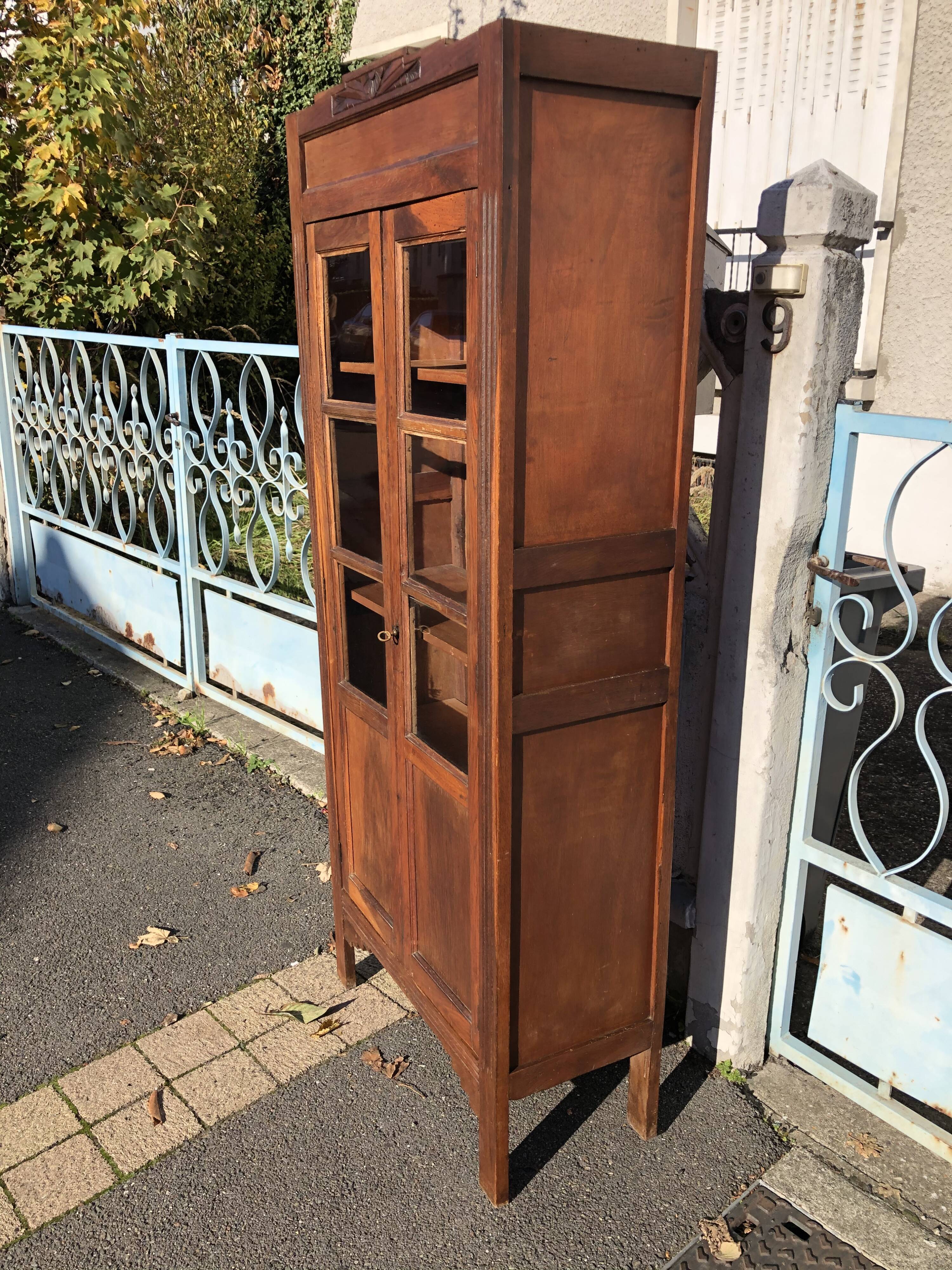 Armoire parisienne