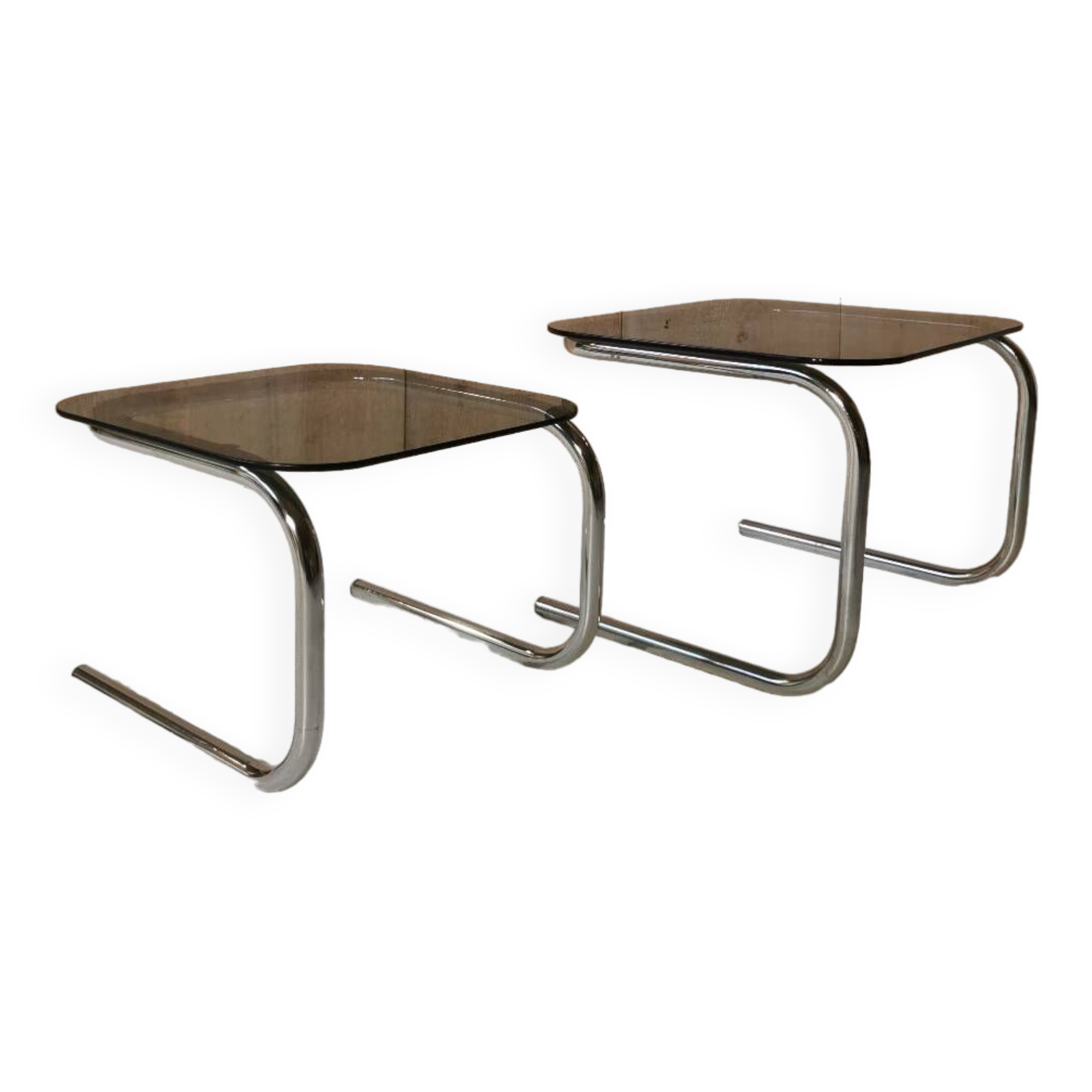 2 nesting tables in glass and chrome metal
