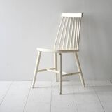 Set of 6 White Pinstolar Chairs