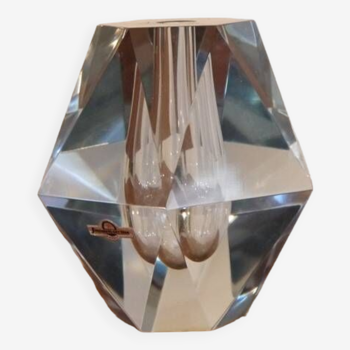 Vase suedois en verre modele "Diamant" de Asta Stromberg