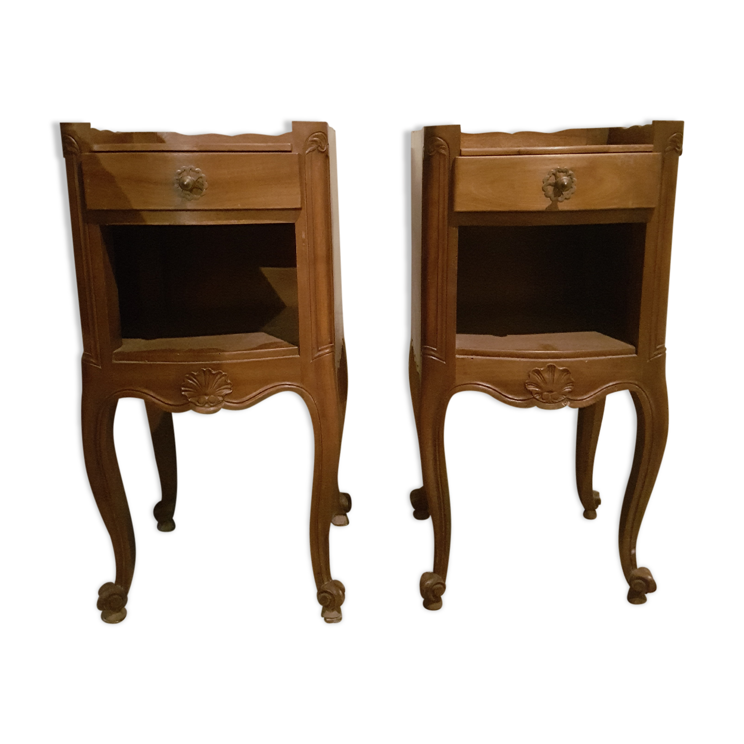 Louis XV-style bedside pair
