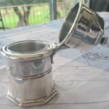 Container of table from Christofle in silver metal