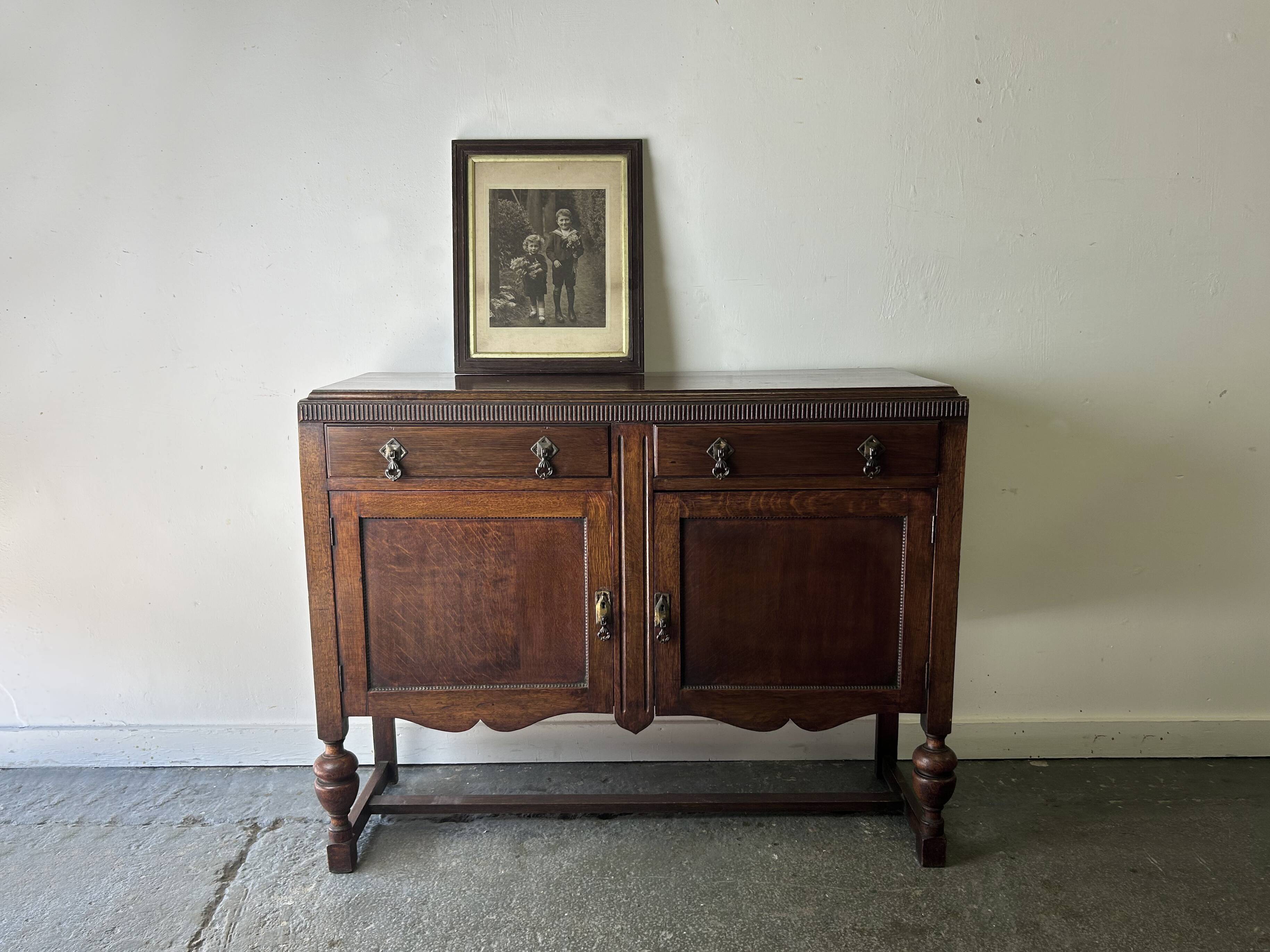 Antique English Jacobean Revival Oak Buffet Sideboard 1925–1935
