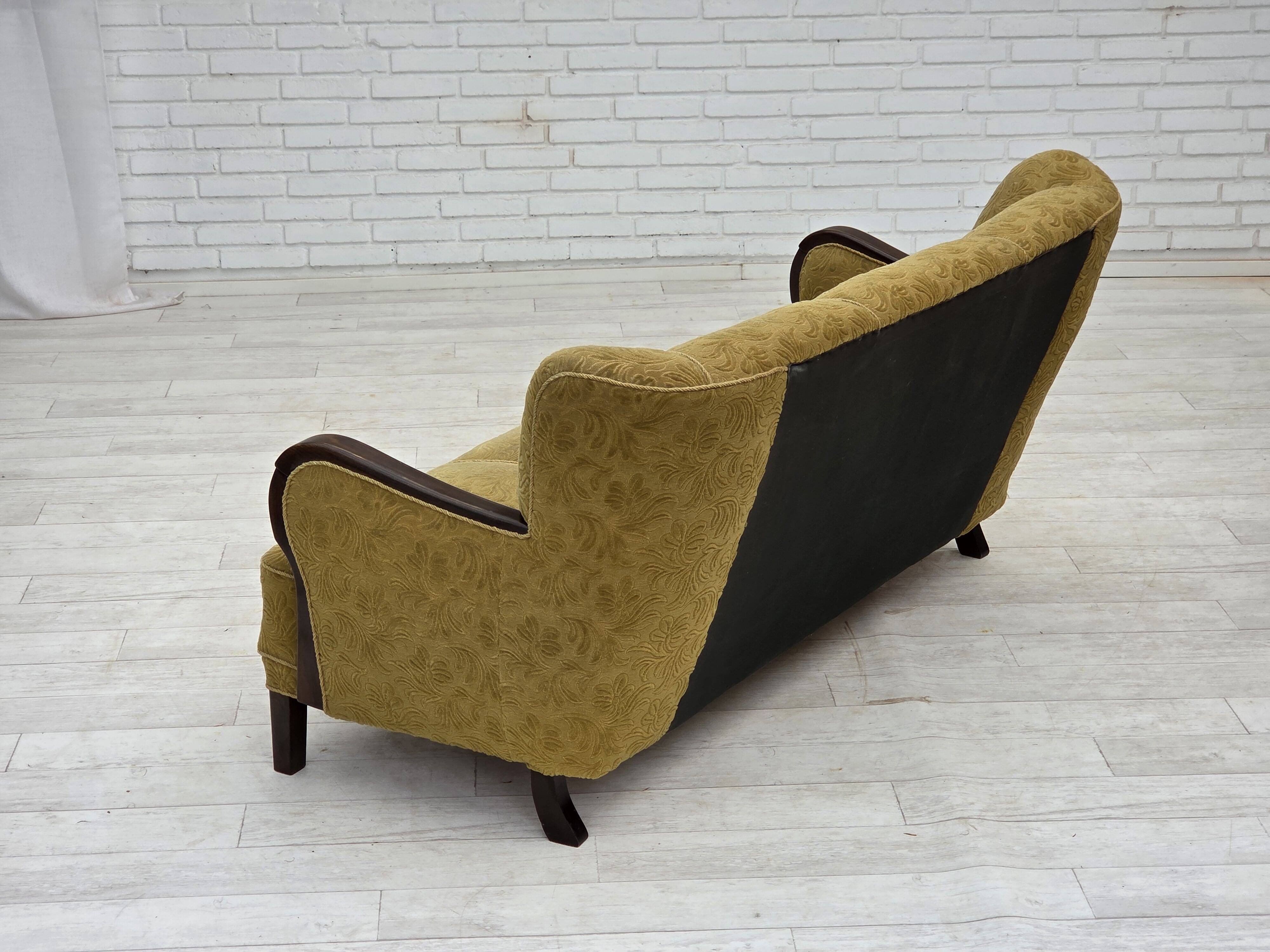 1960s, Danish 3-seater sofa, original condition, wool/cotton fabric.